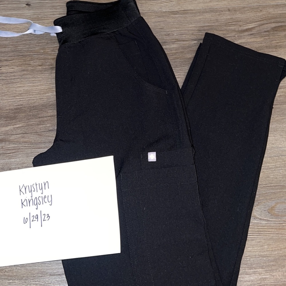 Figs XXS Black Yola Pants with yoga waistband , never worn
